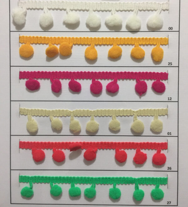P2-11 MILLARE 0413 POMPON 1 (2) MILLARE POMPON 20 YDS / 0413
